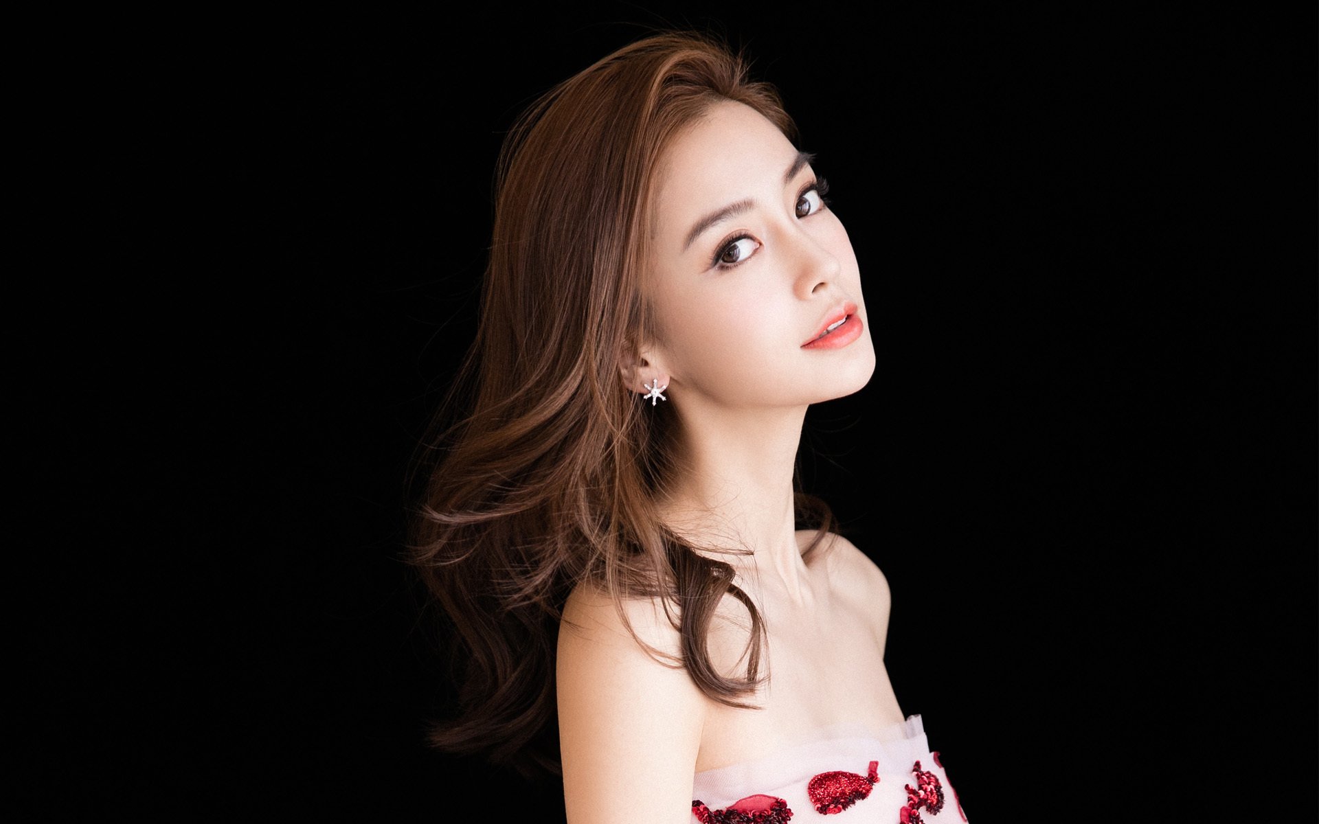 爱游戏体育app-亚冠联赛中国女足战败 球迷呼吁改善战术体系，中国女足亚少赛