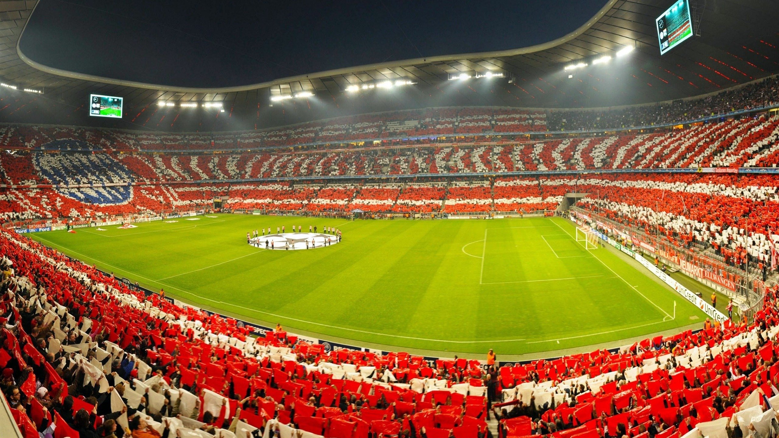 欧冠十六强：巴黎对阵拜仁的“提前决赛”再度上演 两队赛前互放口风